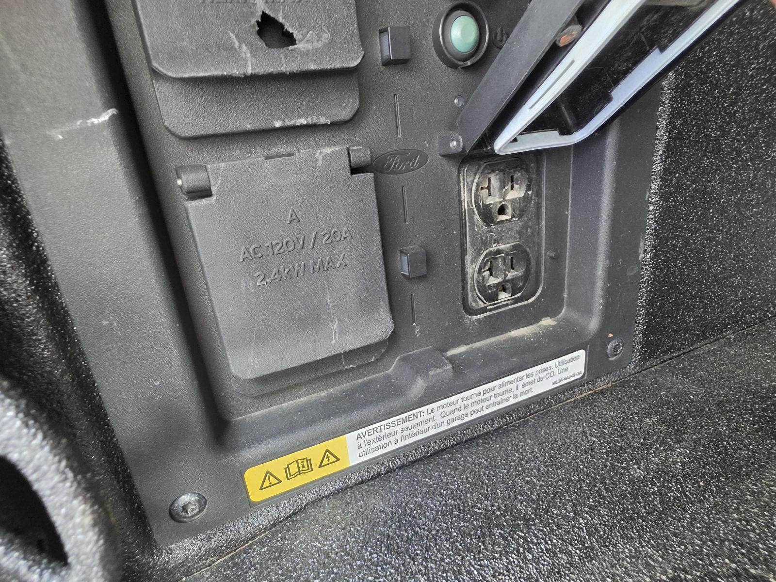 2023 Ford F150 SUPERCREW Base