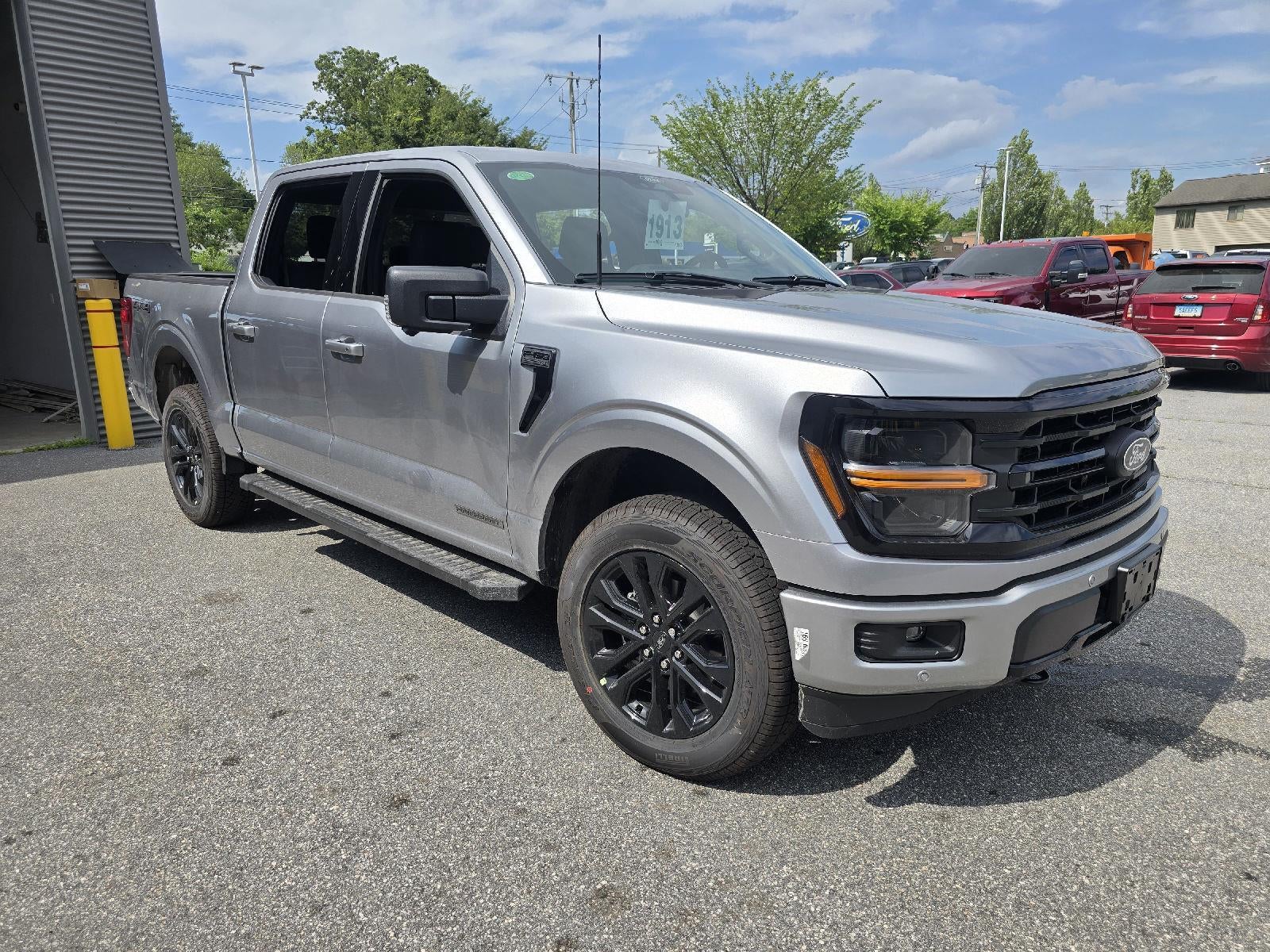 2025 Ford F-150 PowerBoost XLT