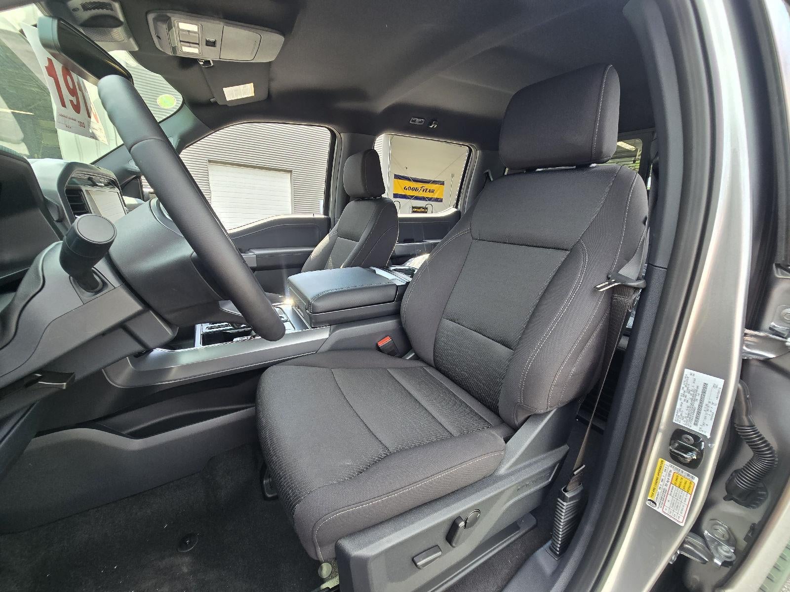 2025 Ford F-150 PowerBoost XLT