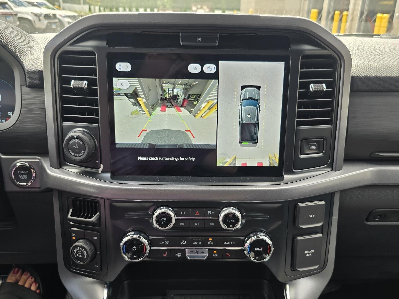 2025 Ford F-150 PowerBoost XLT