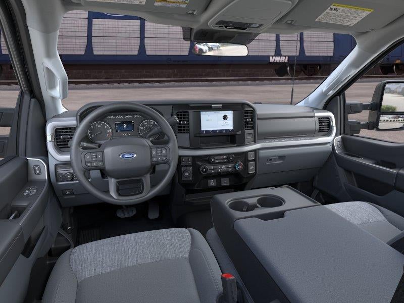 2026 Ford Super Duty F-350 XLT