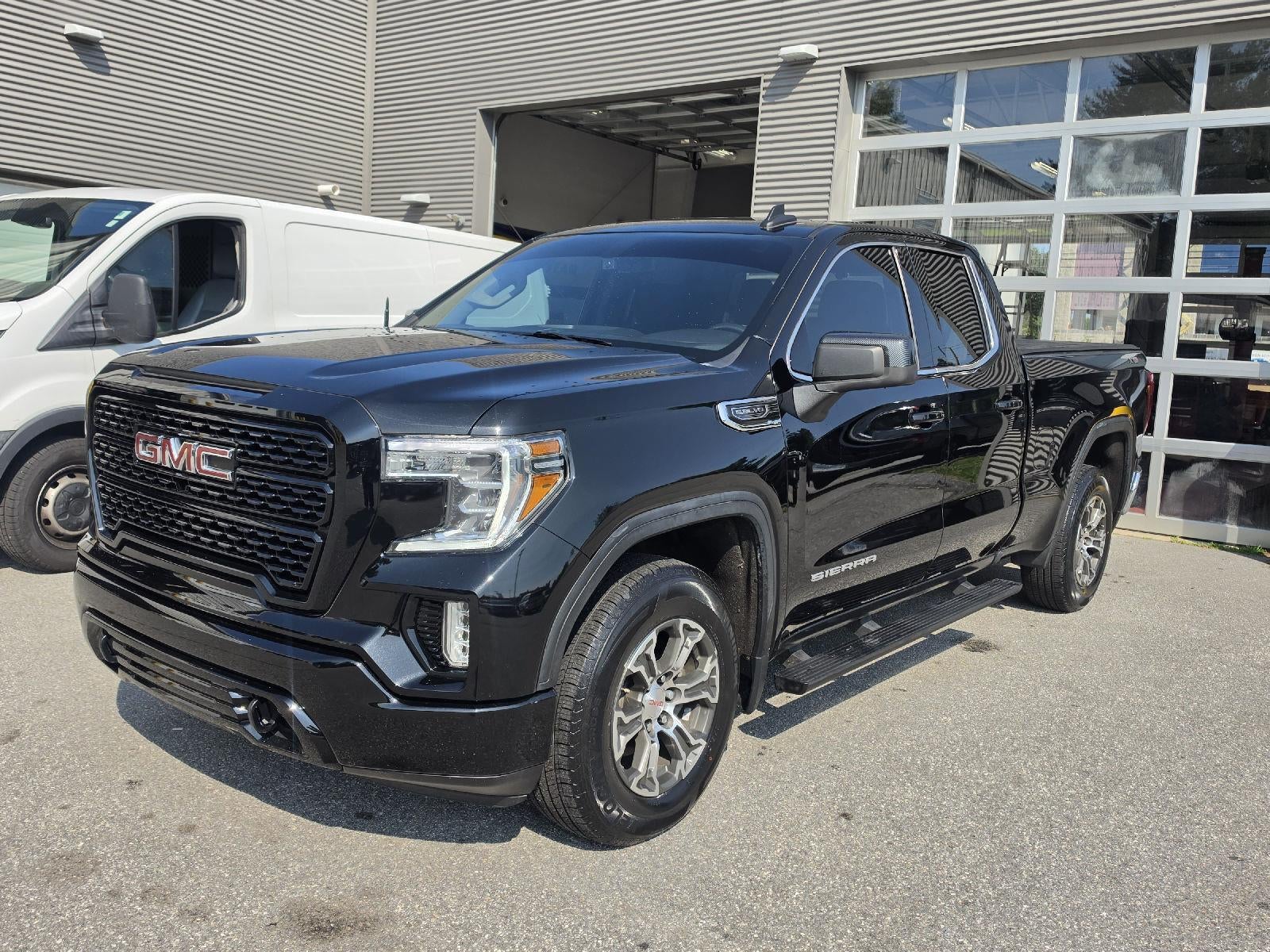 2021 GMC Sierra 1500 SLE