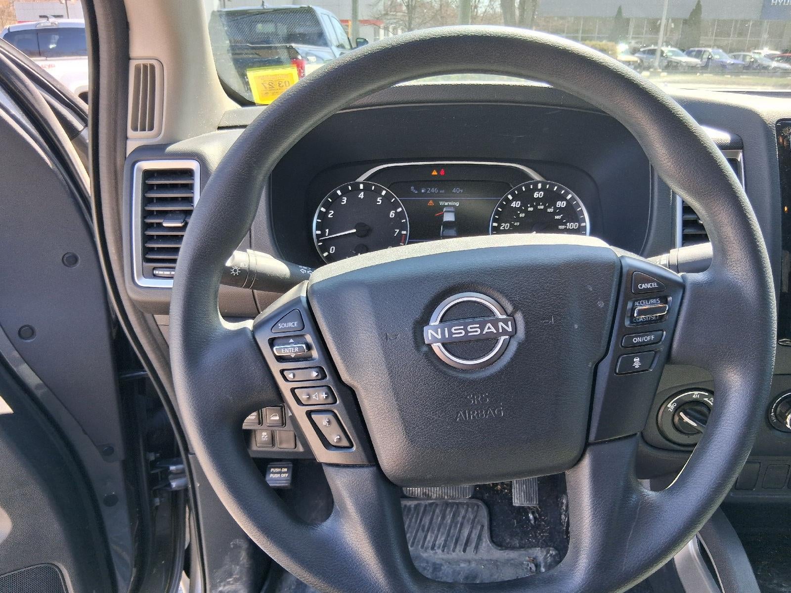 2022 Nissan Frontier SV