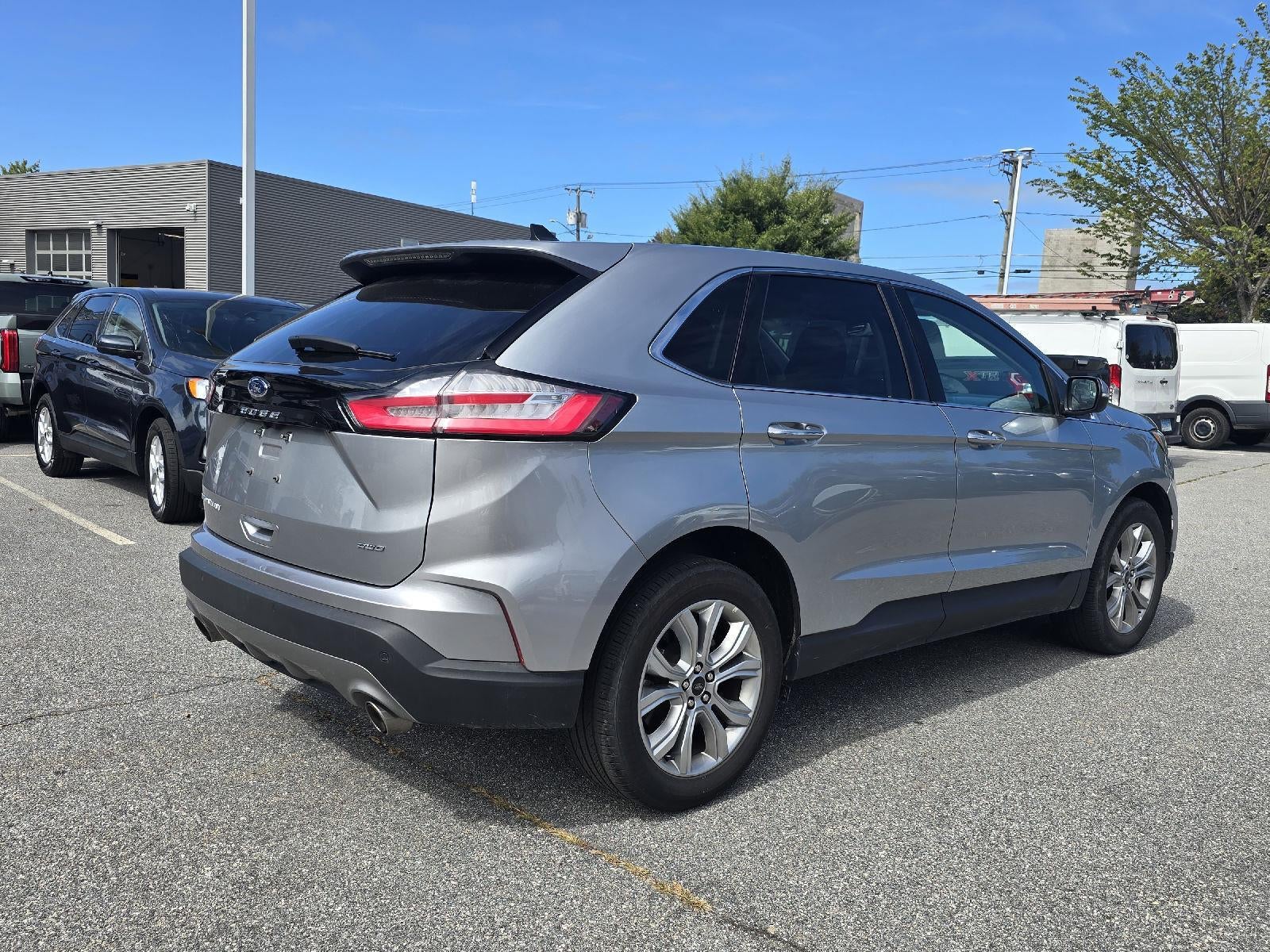 2024 Ford Edge Titanium