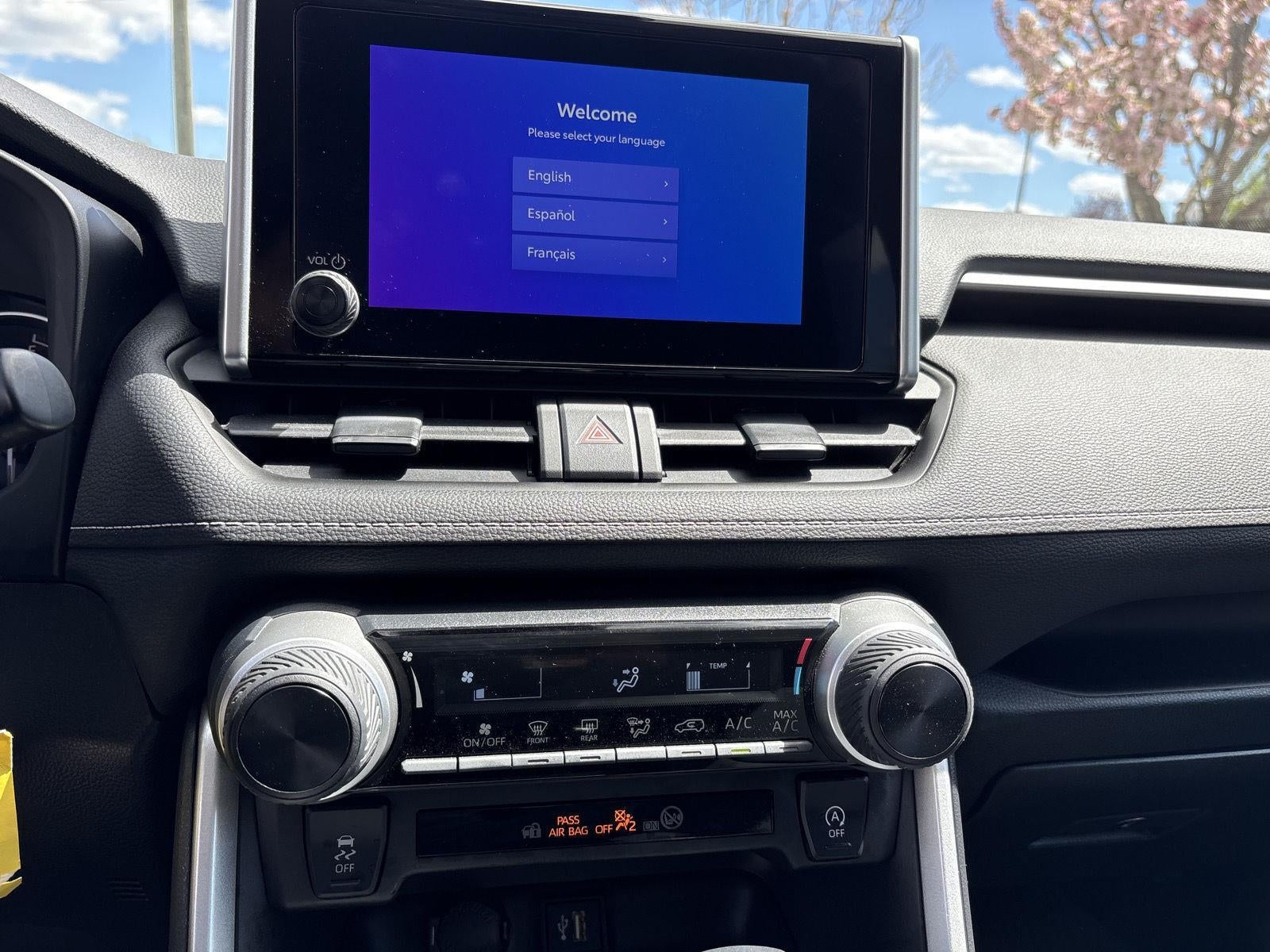 2023 Toyota RAV4 LE