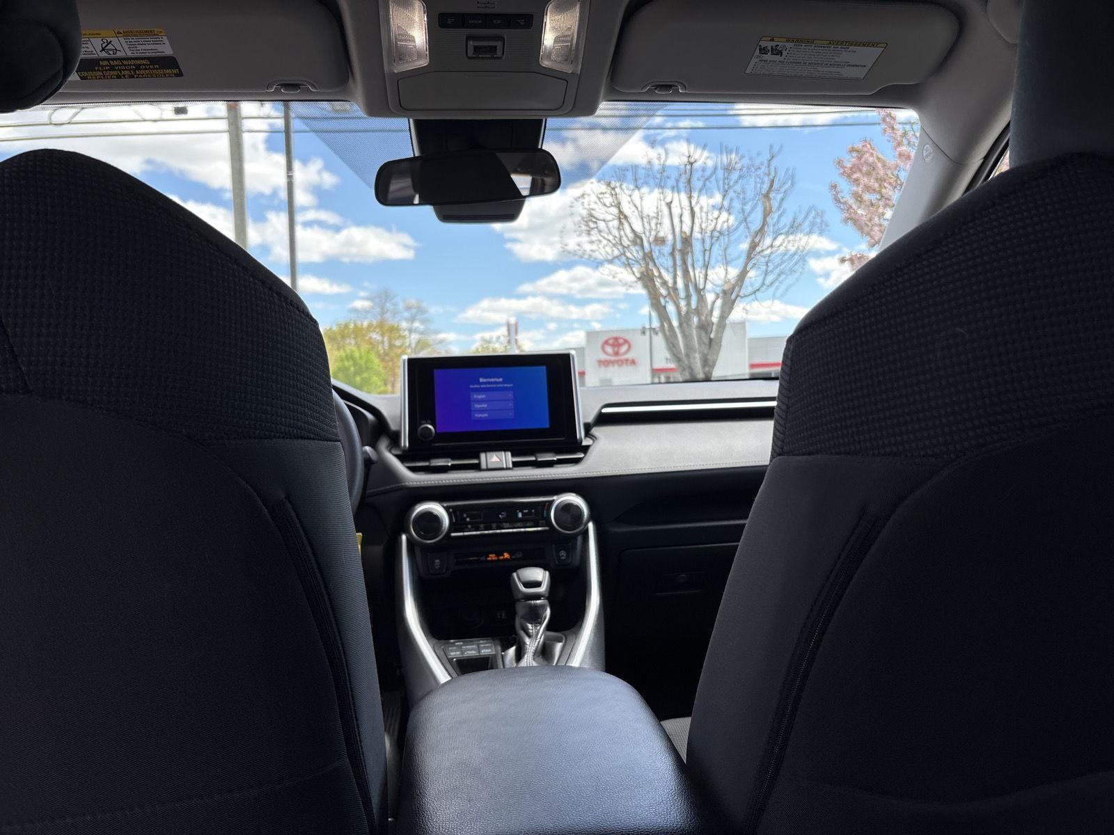 2023 Toyota RAV4 LE