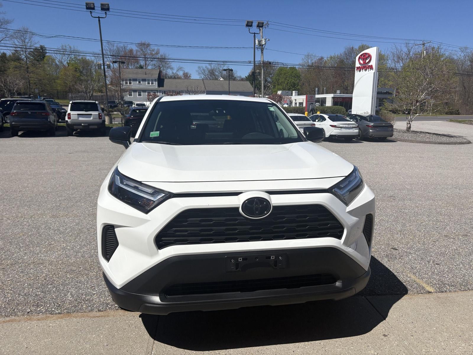 2023 Toyota RAV4 LE