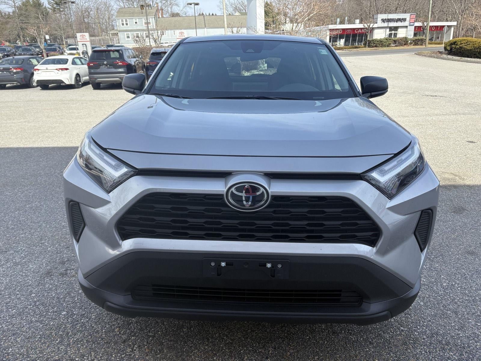 2025 Toyota RAV4 LE