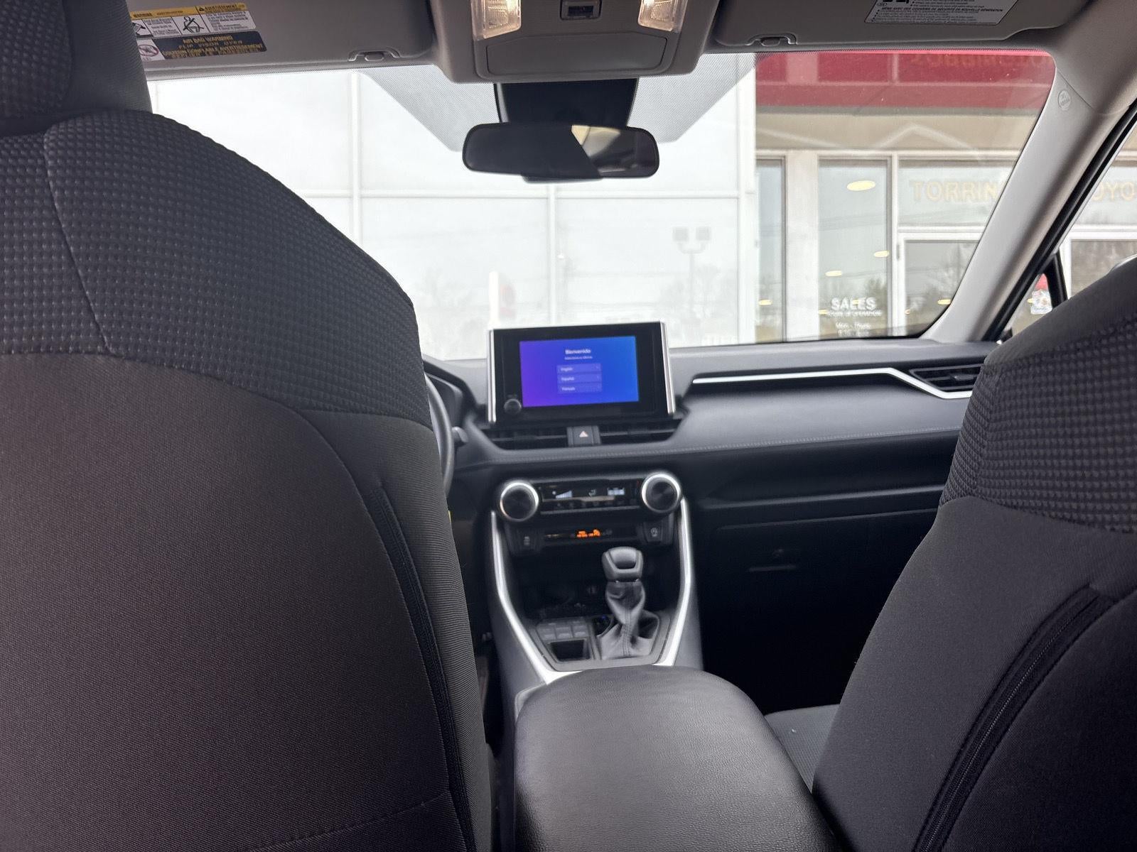 2025 Toyota RAV4 LE