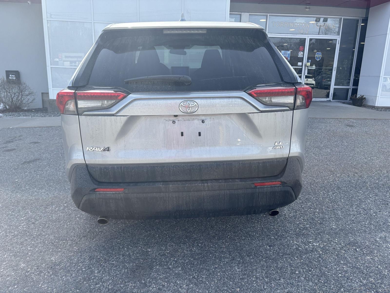2025 Toyota RAV4 LE