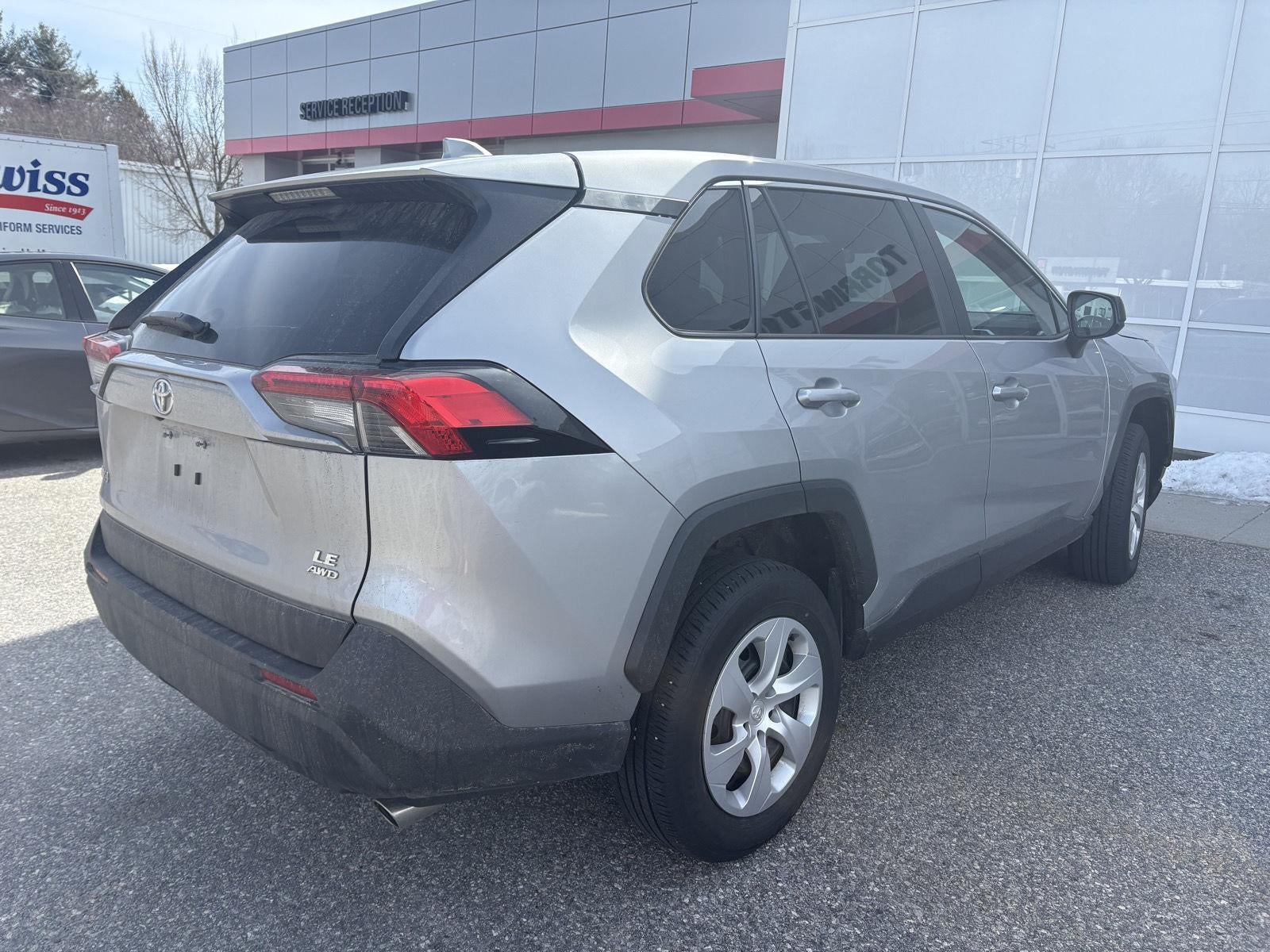 2025 Toyota RAV4 LE