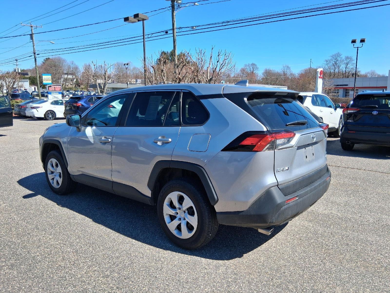 2025 Toyota RAV4 LE