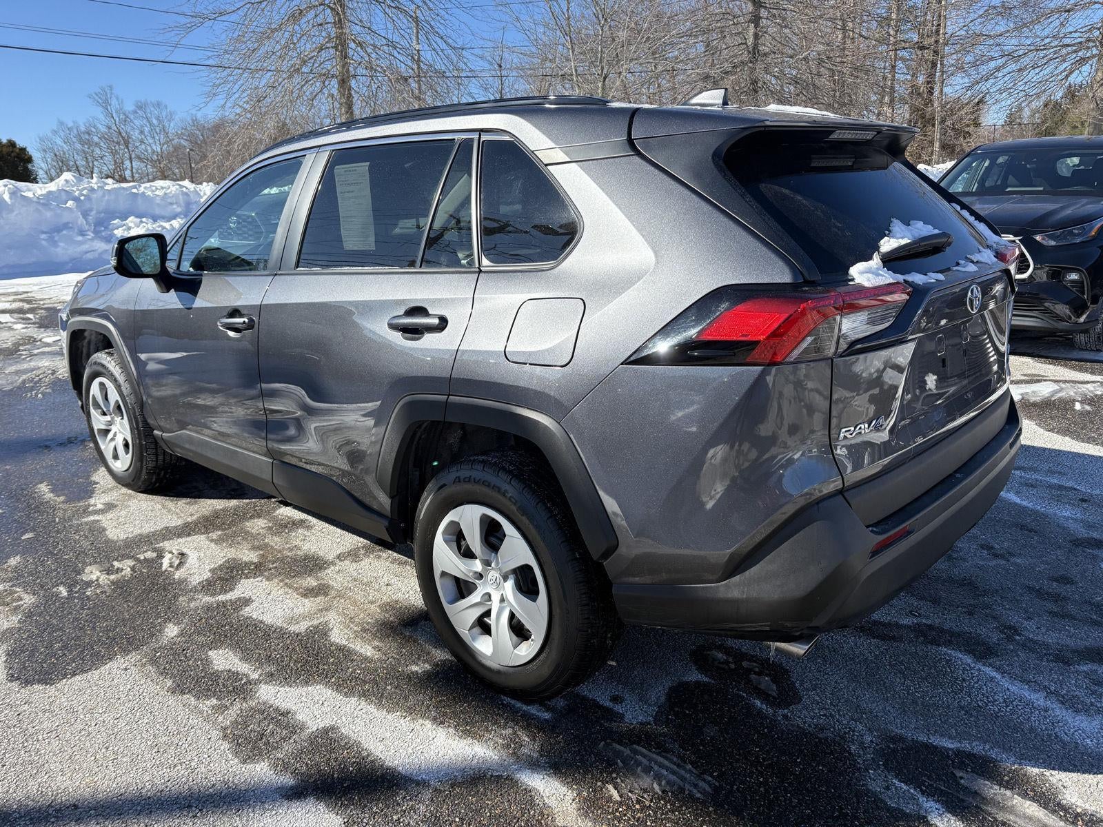 2021 Toyota RAV4 LE