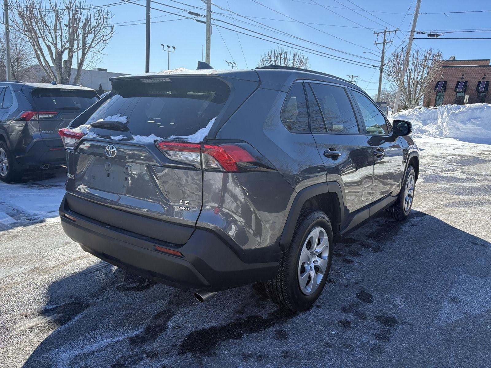 2021 Toyota RAV4 LE