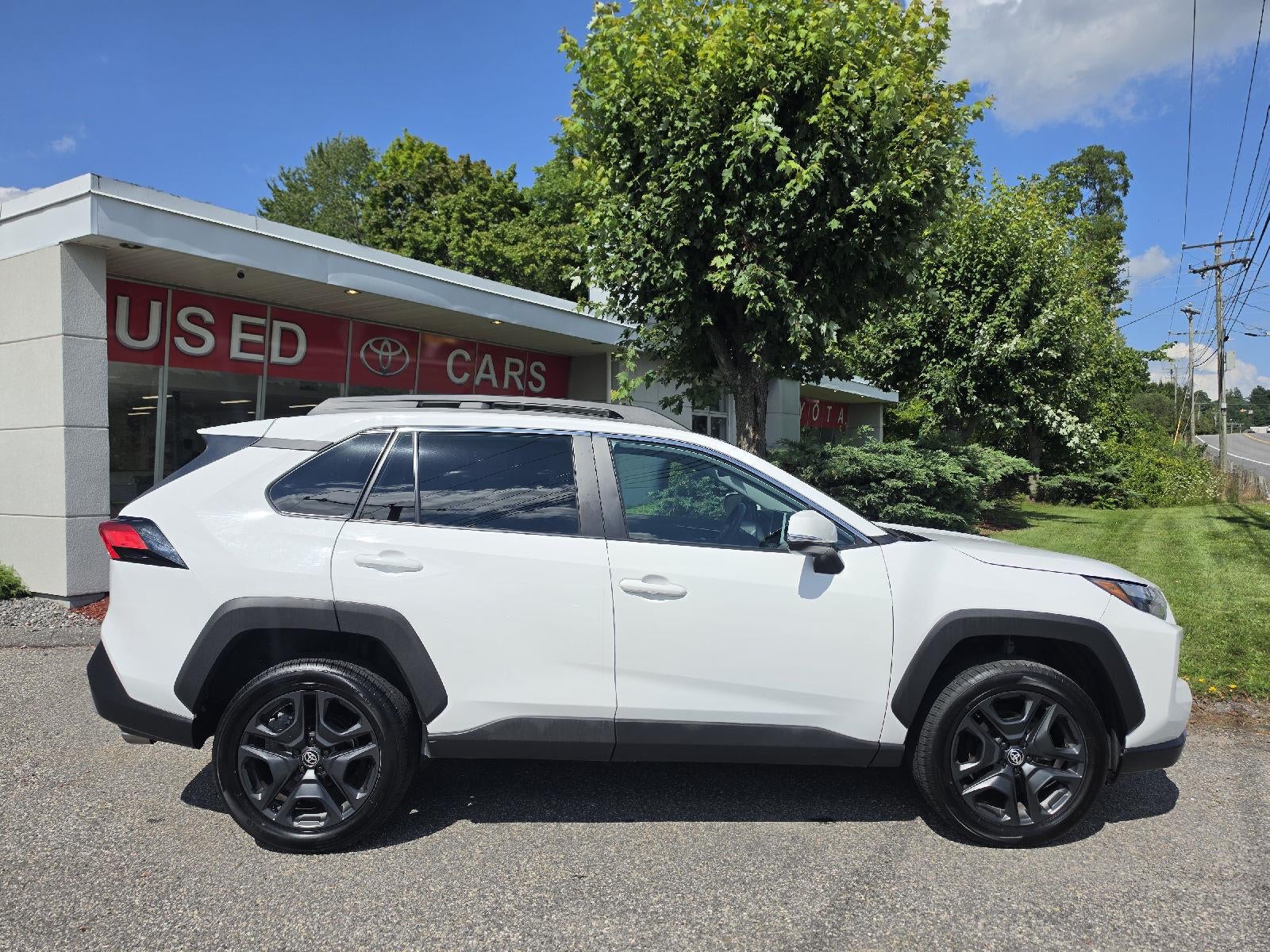 2024 Toyota Rav4 Adventure