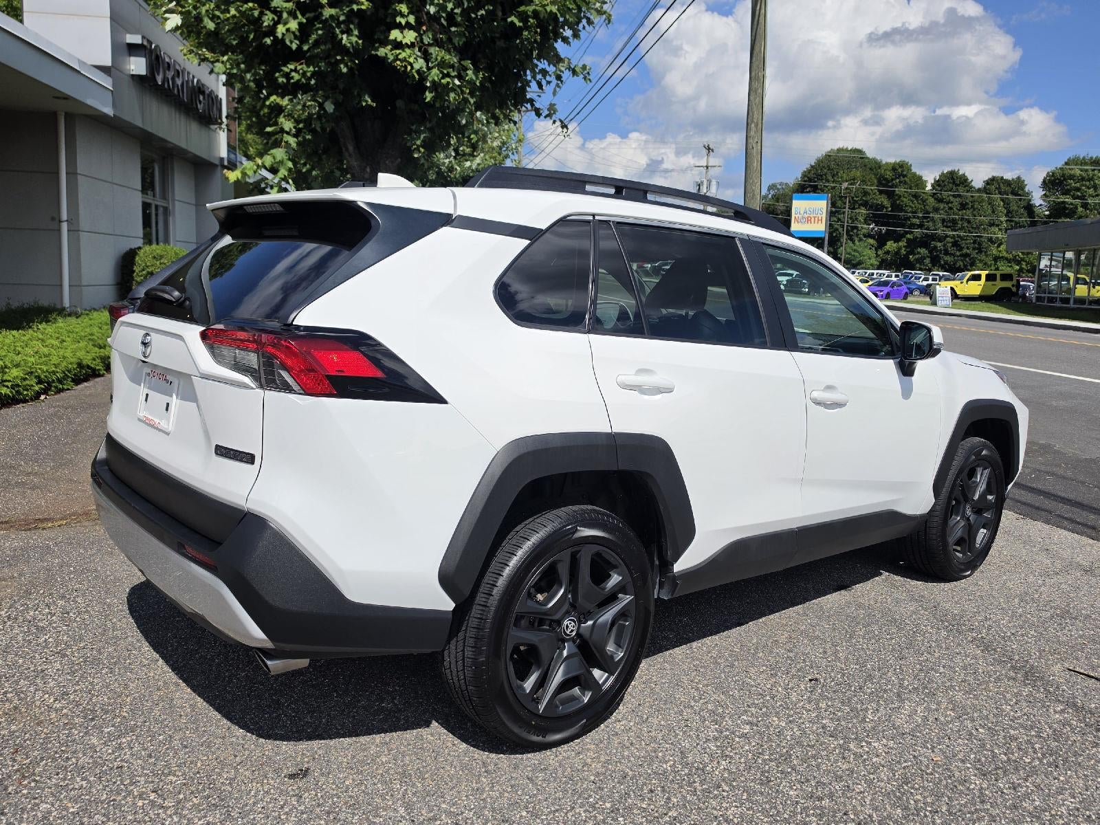 2024 Toyota Rav4 Adventure
