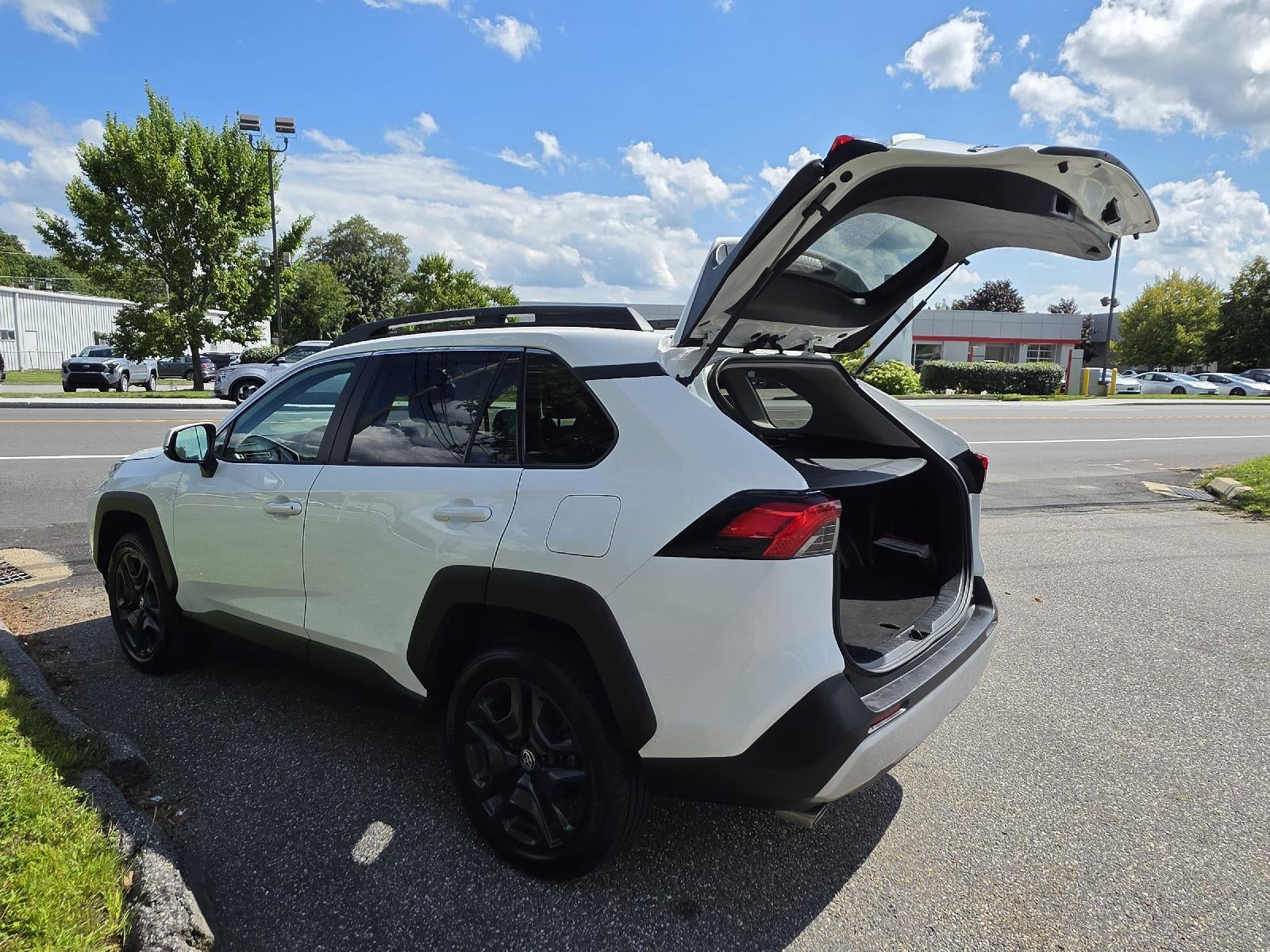 2024 Toyota Rav4 Adventure