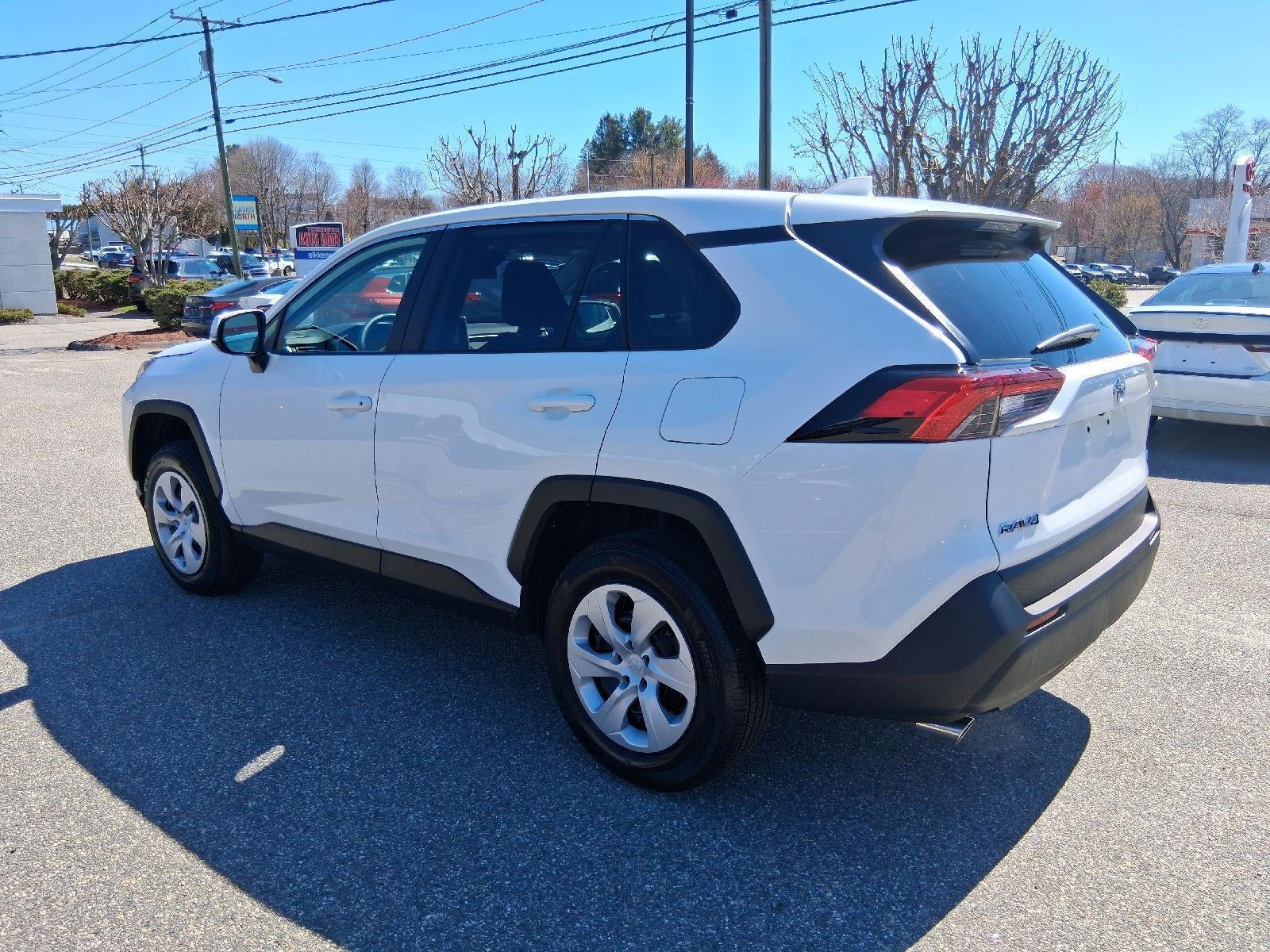 2025 Toyota RAV4 LE
