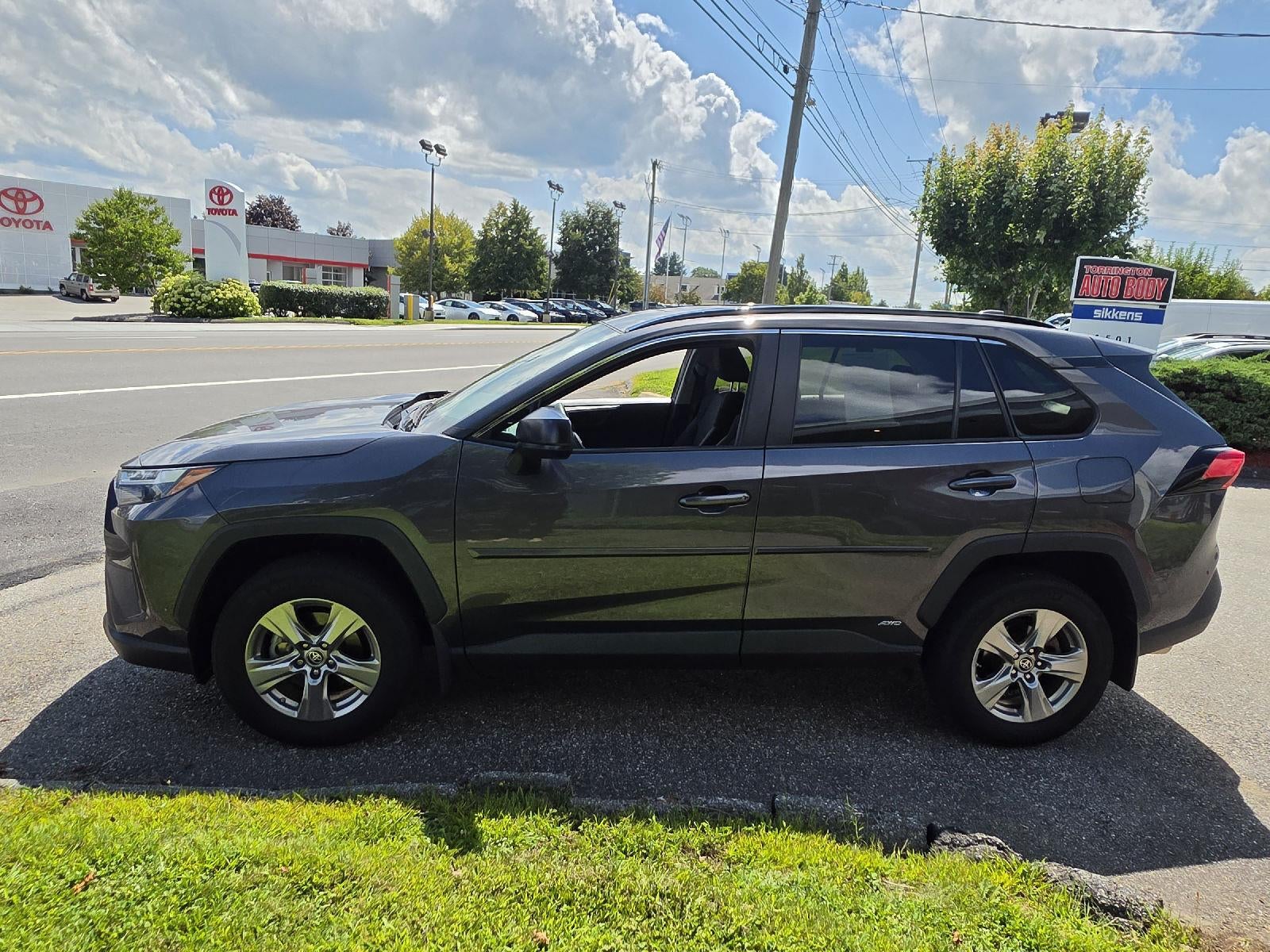 2024 Toyota Rav4 Hybrid LE