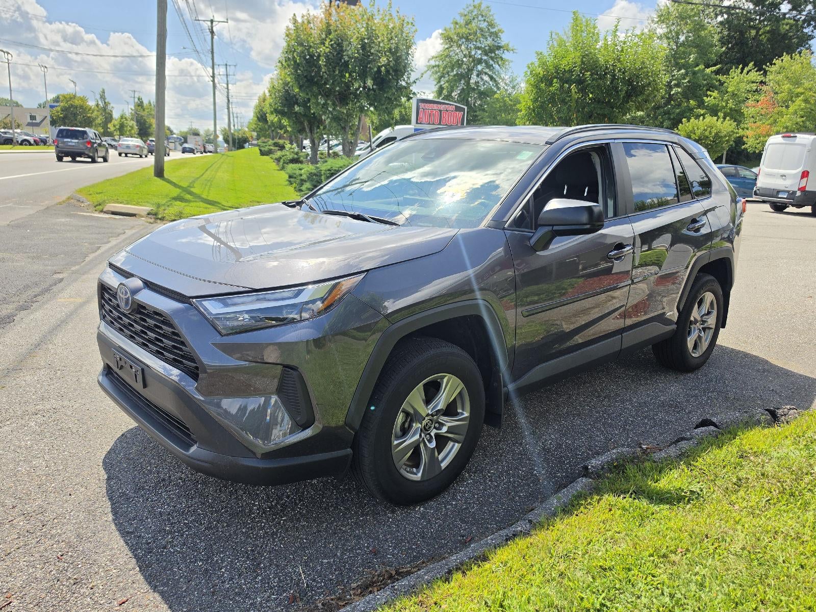 2024 Toyota Rav4 Hybrid LE