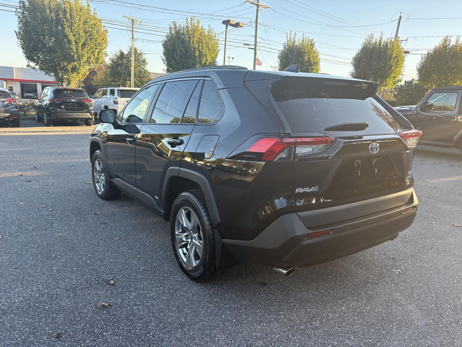 2024 Toyota RAV4 Hybrid XLE