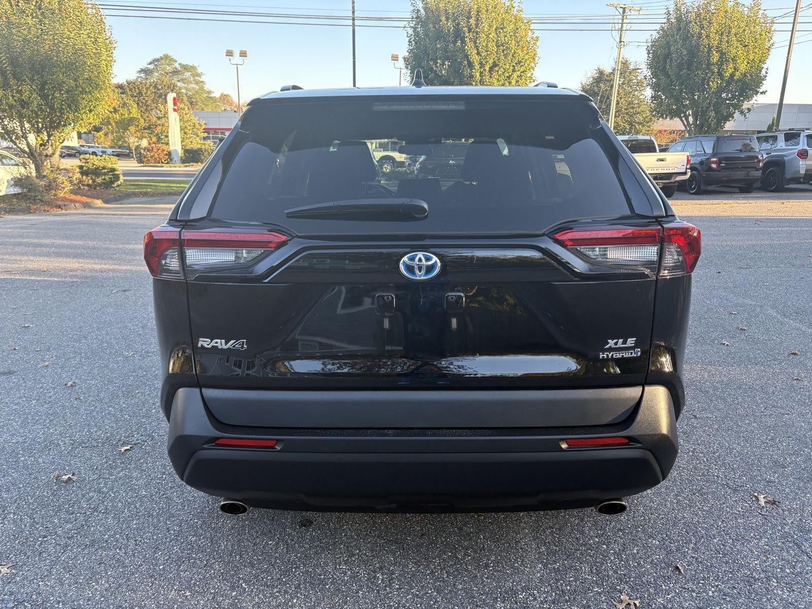2024 Toyota RAV4 Hybrid XLE