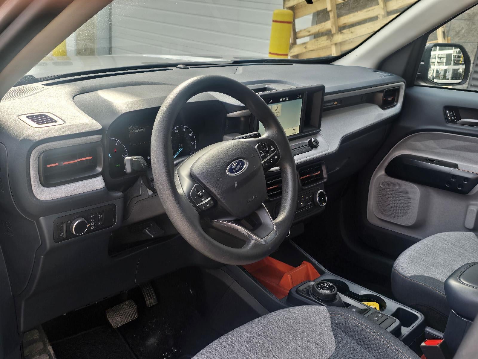 2023 Ford MAVERICK XL/XLT Base