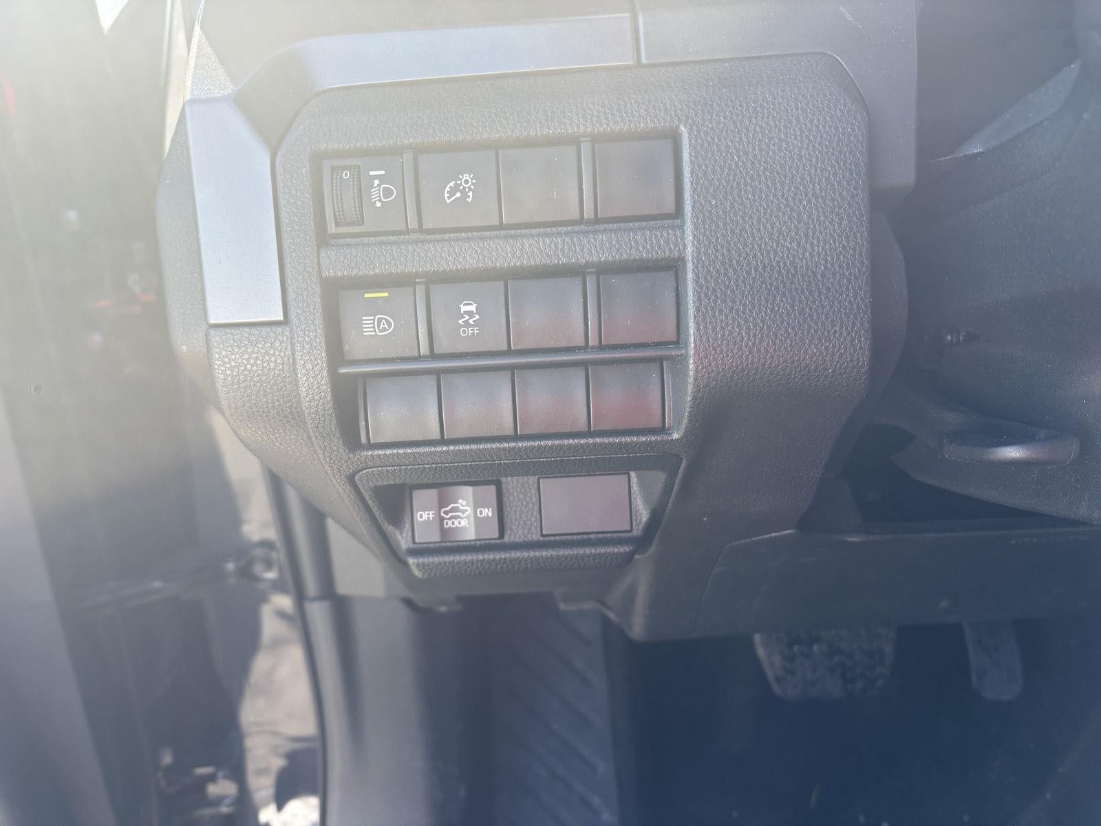 2024 Toyota TACOMA DOUBLE C SR5