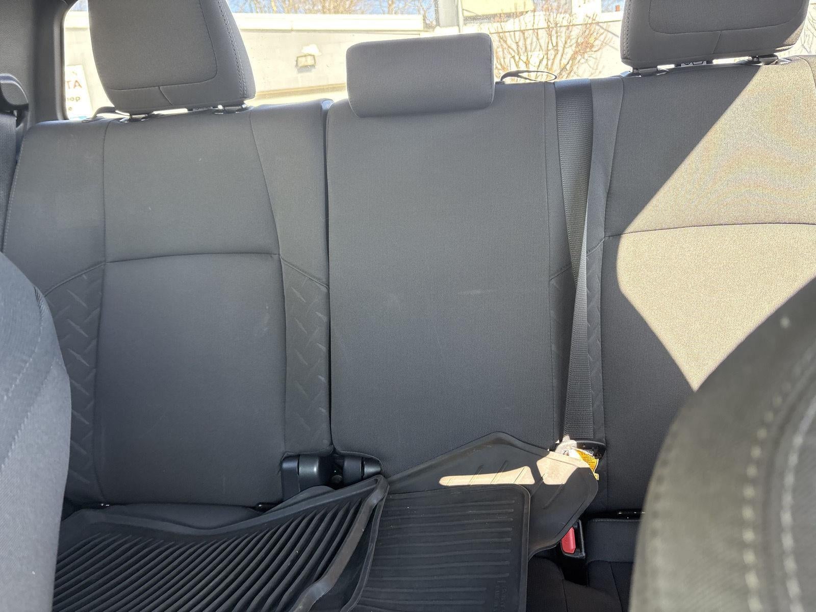 2024 Toyota TACOMA DOUBLE C SR5