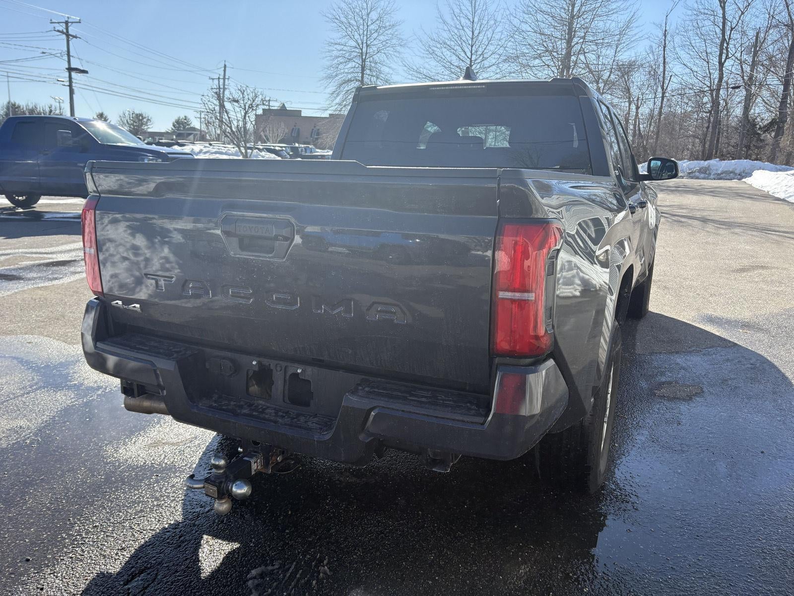 2024 Toyota TACOMA DOUBLE C SR5