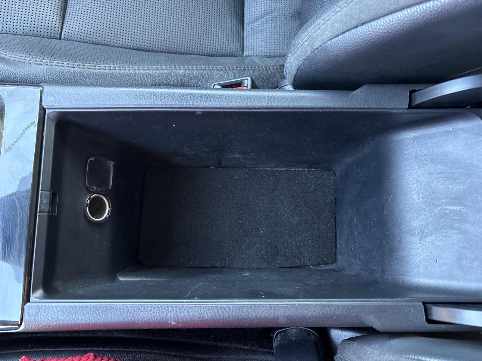 2025 Toyota CAMRY XSE/XLE/L Base