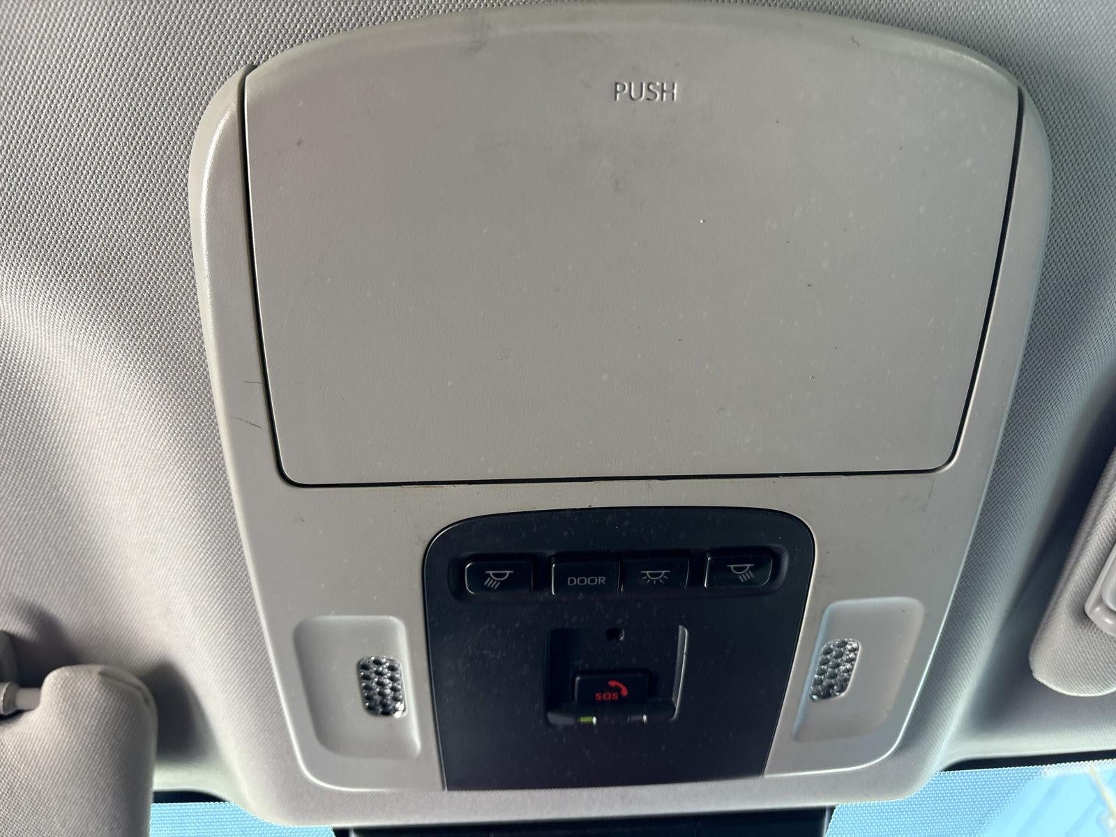 2025 Toyota CAMRY XSE/XLE/L Base