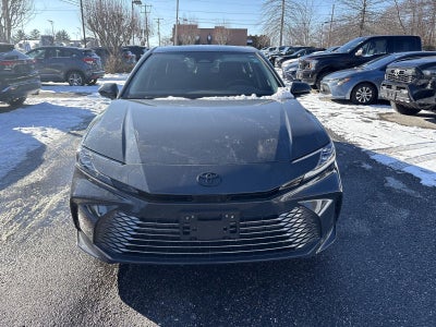 2025 Toyota CAMRY XSE/XLE/L Base