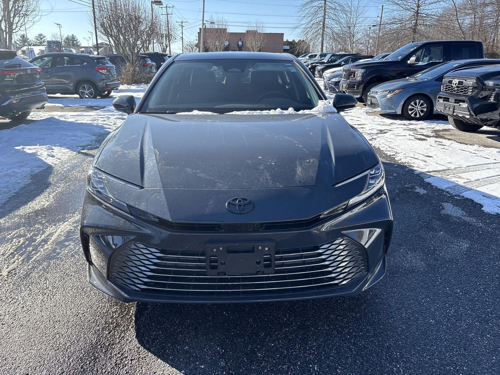 2025 Toyota CAMRY XSE/XLE/L Base