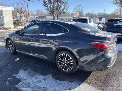 2025 Toyota CAMRY XSE/XLE/L Base