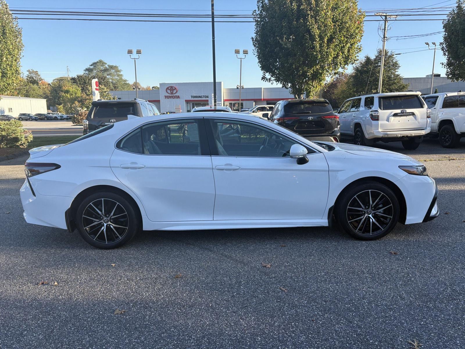 2024 Toyota Camry SE