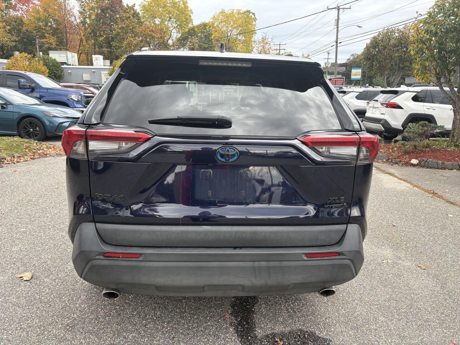 2021 Toyota RAV4 Hybrid XLE