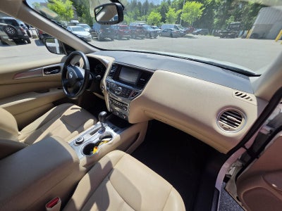 2019 Nissan Pathfinder SL