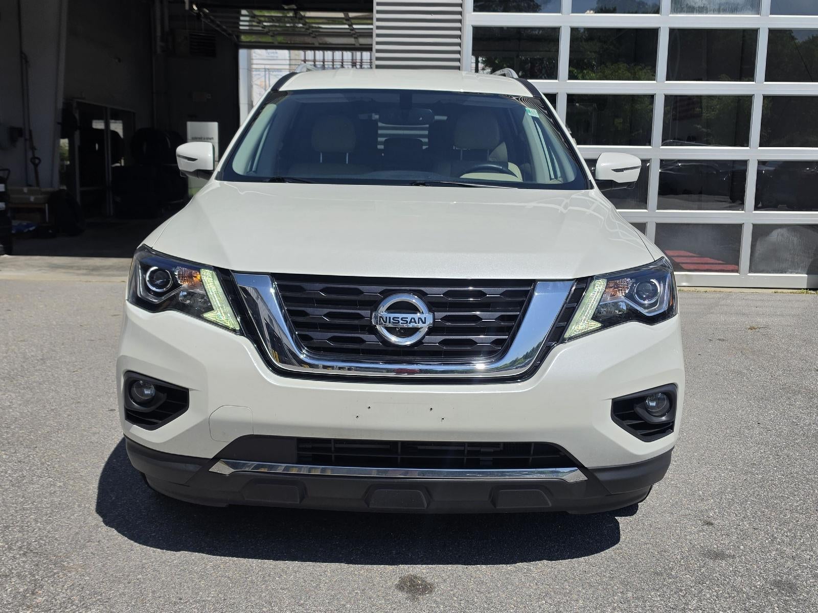 2019 Nissan Pathfinder SL