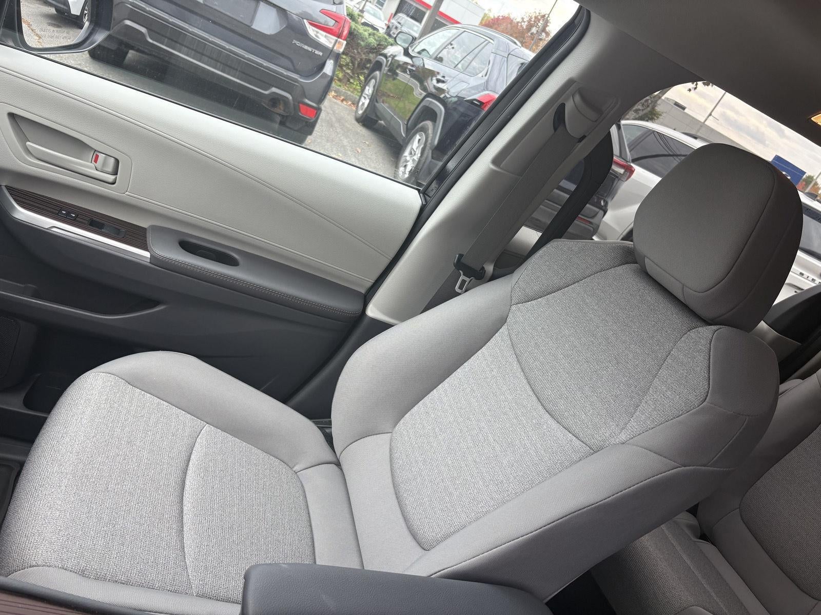 2024 Toyota Sienna LE