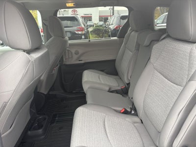 2024 Toyota Sienna LE