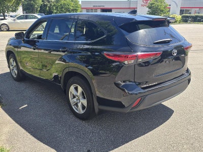 2022 Toyota Highlander LE