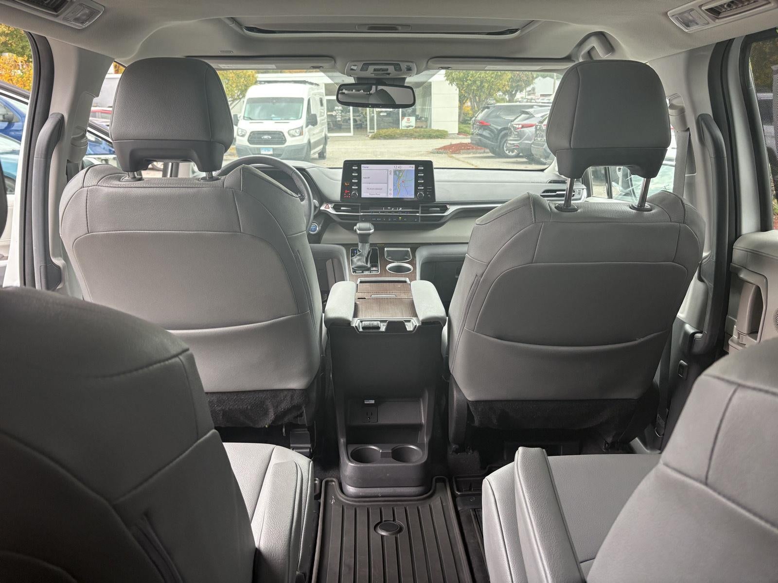 2024 Toyota Sienna XLE