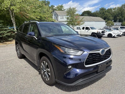 2024 Toyota Highlander Hybrid XLE