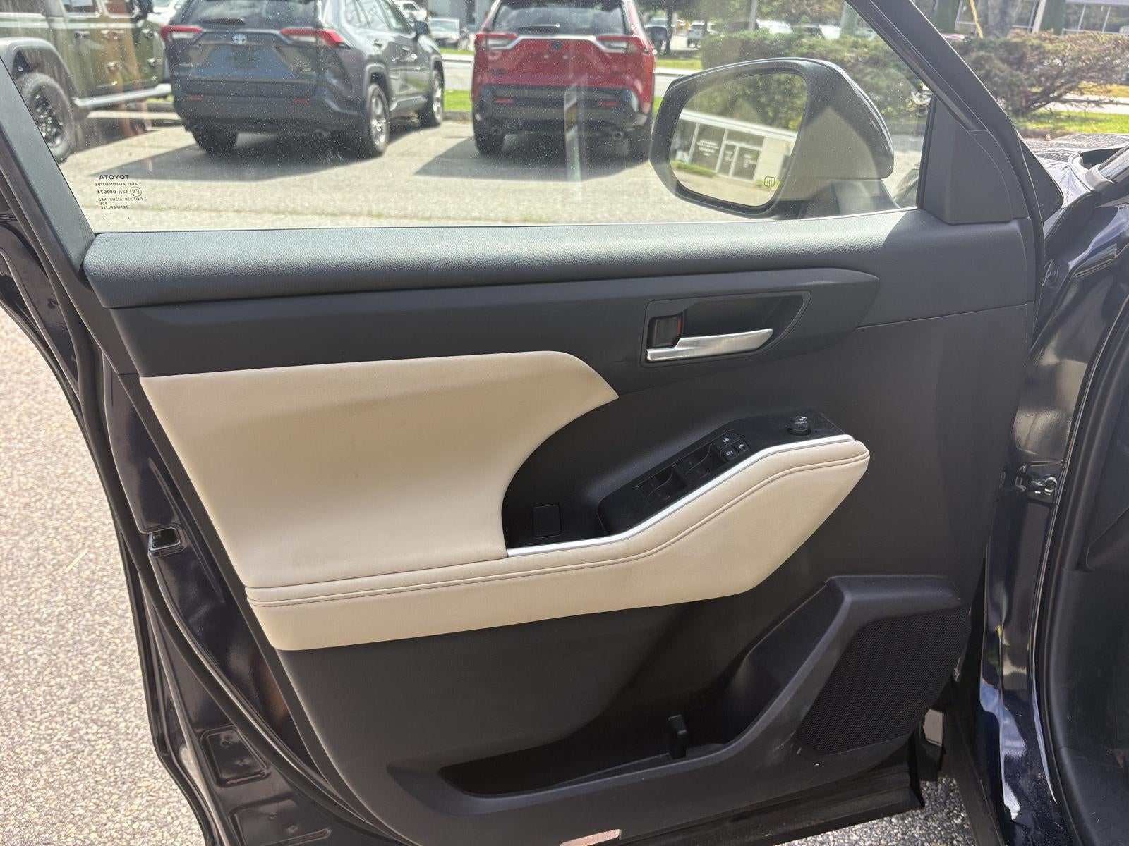 2024 Toyota Highlander Hybrid XLE