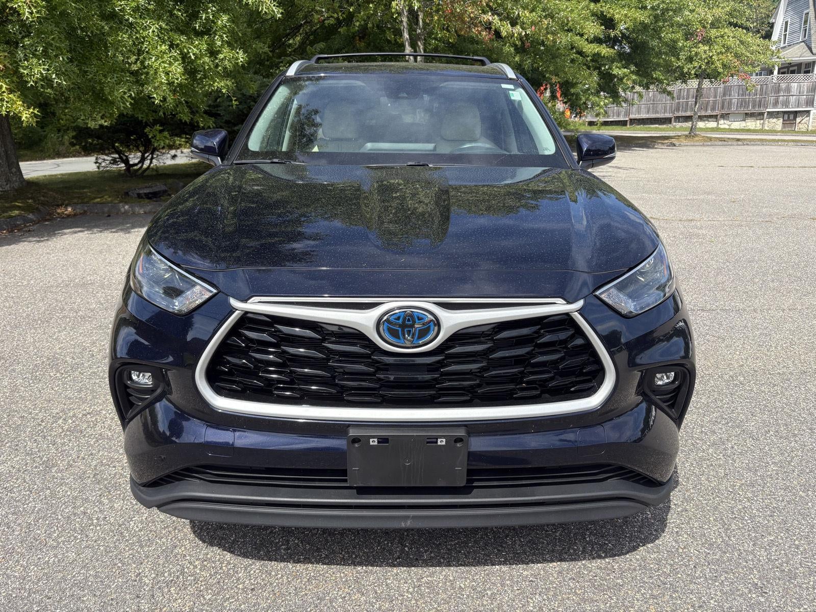 2024 Toyota Highlander Hybrid XLE
