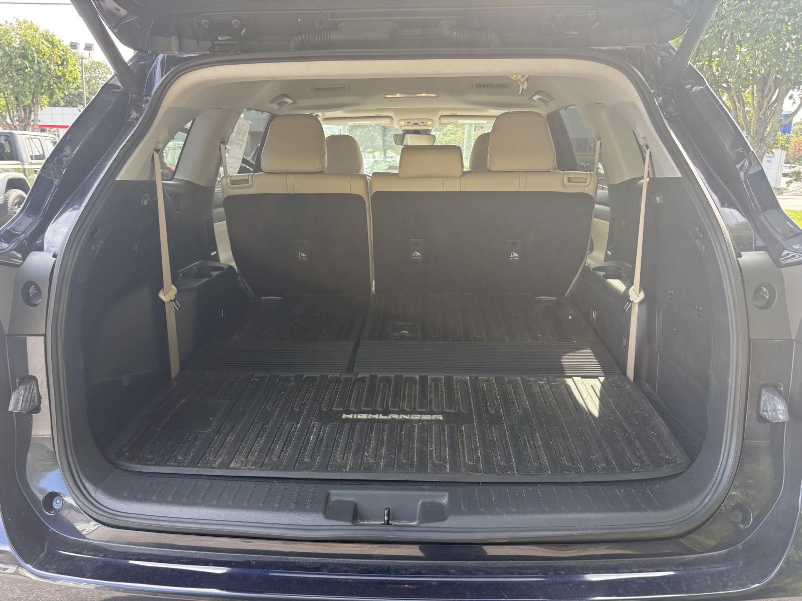 2024 Toyota Highlander Hybrid XLE