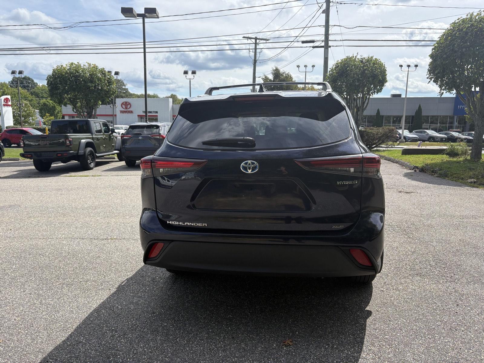 2024 Toyota Highlander Hybrid XLE
