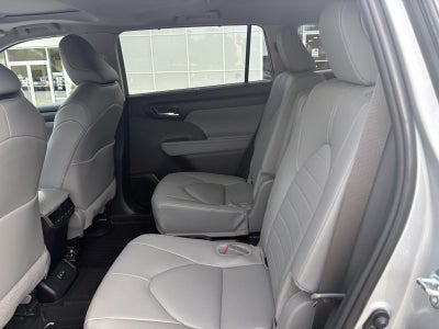 2025 Toyota Highlander LE