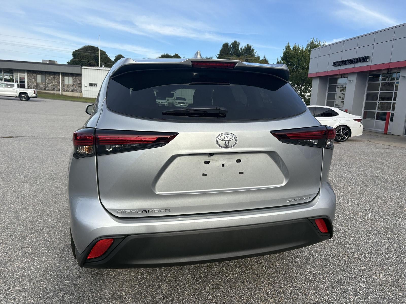 2025 Toyota Highlander LE